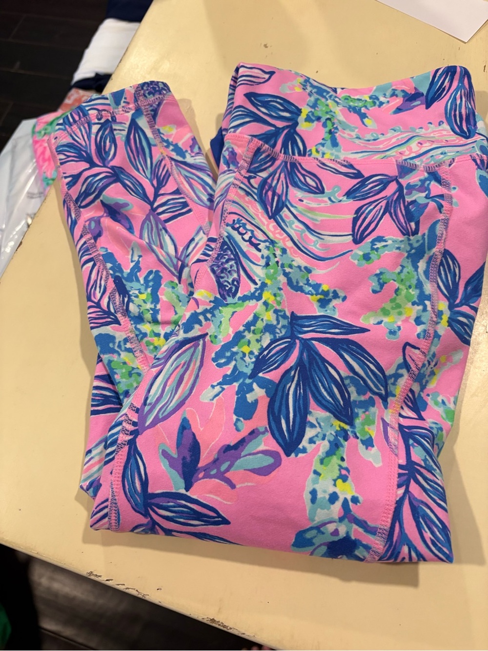 Lilly Pulitzer EUC leggings bundle Large - Picture 2 of 5